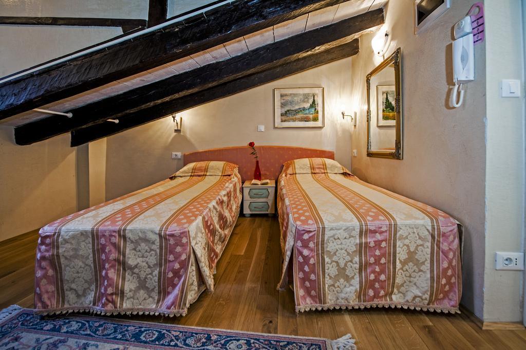 Residence Marco Polo Centro Storico Rovinj Exterior foto